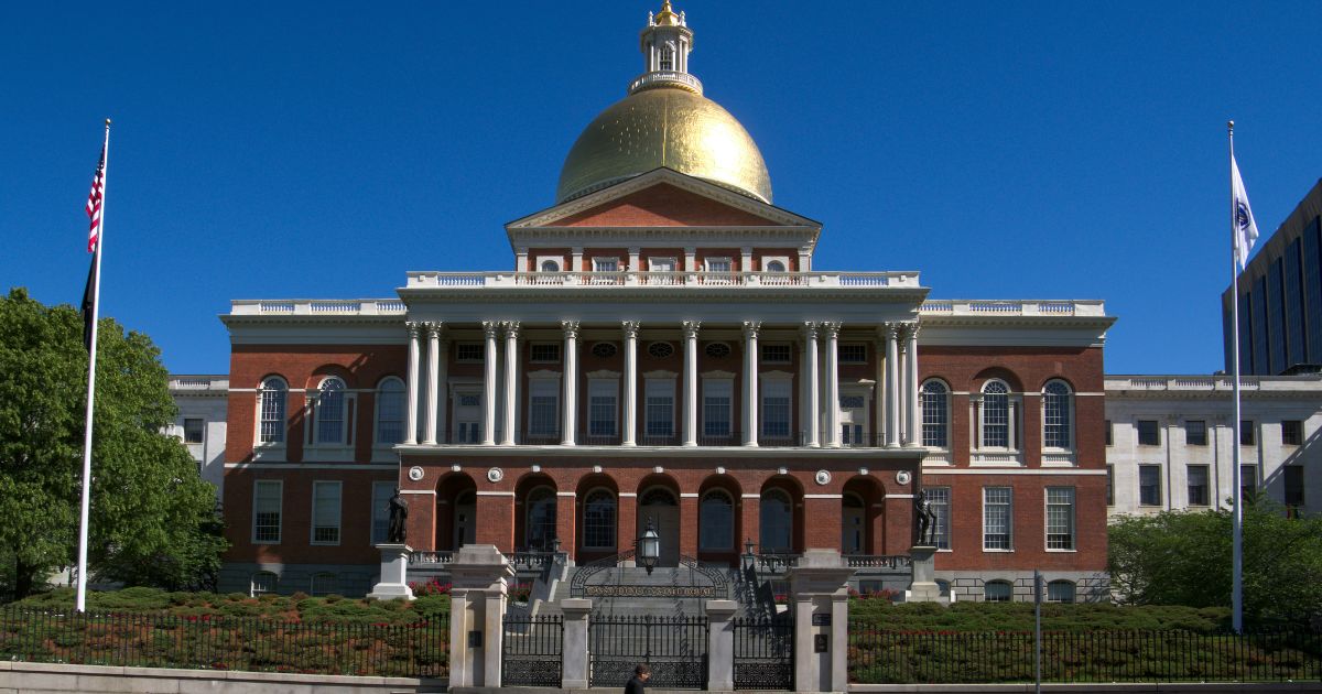 Massachusetts Social Media Bill Sparks Backlash: Critics Warn It Could Block Access to Vital Online Resources