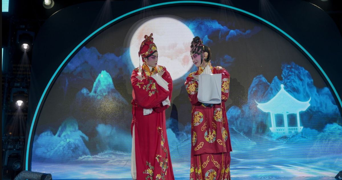 Guangfu cultural exchange event stages performances in Indonesia